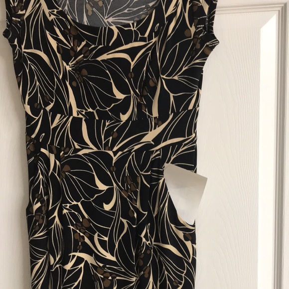 Pretty Black / Brown / Tan Pattern Flowy Cleo Mini / Cocktail Dress; Size 2P - Picture 4 of 13
